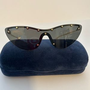 GUCCI Fashion Shield sunglasses